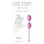   Love Story Scarlet Sails Sweet Kiss 3003-01Lola 
"   Scarlet Sails   Love Story -    ,           .