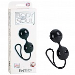 <strong>Черный тренажер кегеля из силикона и пластика</strong> <br />
Черные вагинальные шарики на силиконовой сцепке, частично покрытые силиконом и пластиком высочайшего качества. <div class="charTableblock"> </div> Черный тренажер кегеля из силикона и пластика
Черные вагинальные шарики на силиконовой сцепке, частично покрытые силиконом и пластиком высочайшего качества.