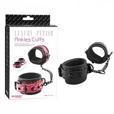 <strong>Чёрные кожаные оковы на ноги</strong> <br />
Оковы изготовлены из кожзама, с мягкой подкладкой с внутренней стороны для безопасного использования.<div class="charTableblock"><div><span>Материал</span>: кожа</div><div><span>Цвет</span>: черный</div><div><span>Производитель</span>: Erokay, Китай</div></div> Чёрные кожаные оковы на ноги
Оковы изготовлены из кожзама, с мягкой подкладкой с внутренней стороны для безопасного использования.