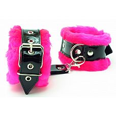 <strong>Оковы на ноги с мехом - BDSM Light, Синий</strong> <br />
Комфортный аксессуар для игр в подчинение - оковы на ноги, в которых сочетается мягкий мех и лаковые детали.<div class="charTableblock"><div><span>Материал</span>: кожзам</div><div><span>Цвет</span>: другой</div></div> Оковы на ноги с мехом - BDSM Light, Синий
Комфортный аксессуар для игр в подчинение - оковы на ноги, в которых сочетается мягкий мех и лаковые детали.