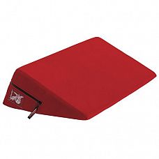 Красная малая подушка для любви Liberator Wedge 
Подушка Wedge станет идеальной опорой для бедер, благодаря своей упругости и небольшому наклону.
